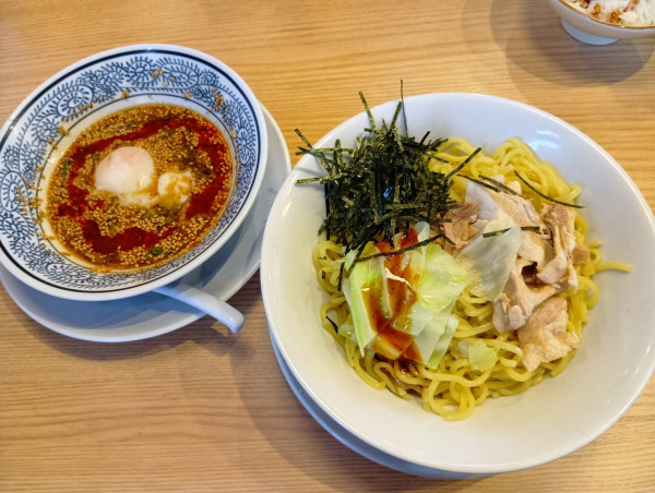 「とろける半熟卵の旨辛肉つけ麺」@丸源ラーメン 入間インター店の写真