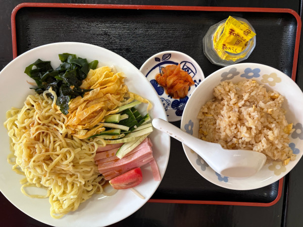 「冷やし中華と半チャーハン」@桃花の写真