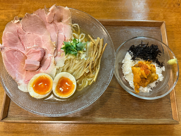 「冷やし塩ら麺～ウニ追い飯セット～」@らぁ麺はうす Sumika0の写真