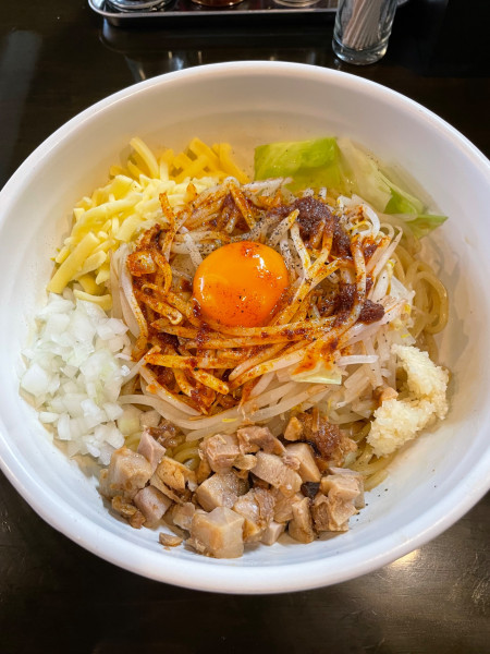 「まぜ豚そば その2+追い飯¥1,300」@まるぶし とんやの写真