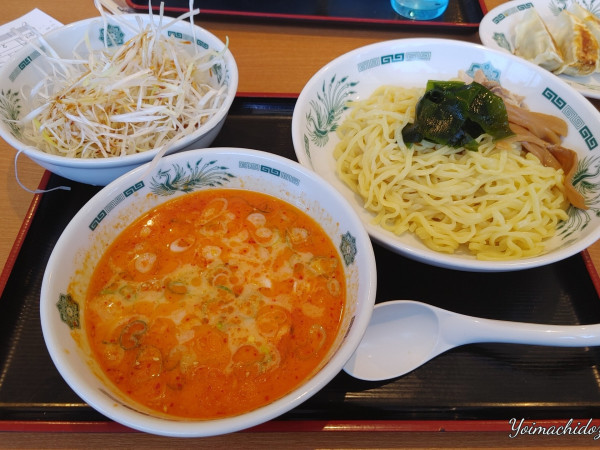 「ピリ辛豚骨つけ麺（650円）、細切りネギ（150円）」@日高屋 鴻巣下忍店の写真