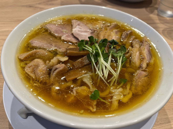 「特製中華そば+チャーシュー盛、大盛」@手打 親鶏中華そば綾川 大成店の写真