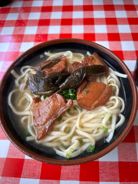 「三枚肉そば」@宮里そばの写真