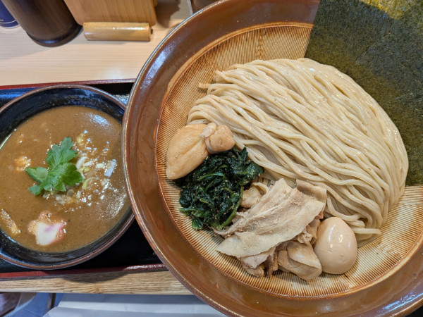 「鶴嶺峰つけ麺(濱の大横綱)2100円」@らー麺土俵 鶴嶺峰の写真