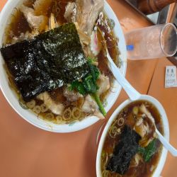 チャーシュー麺と青島ラーメン