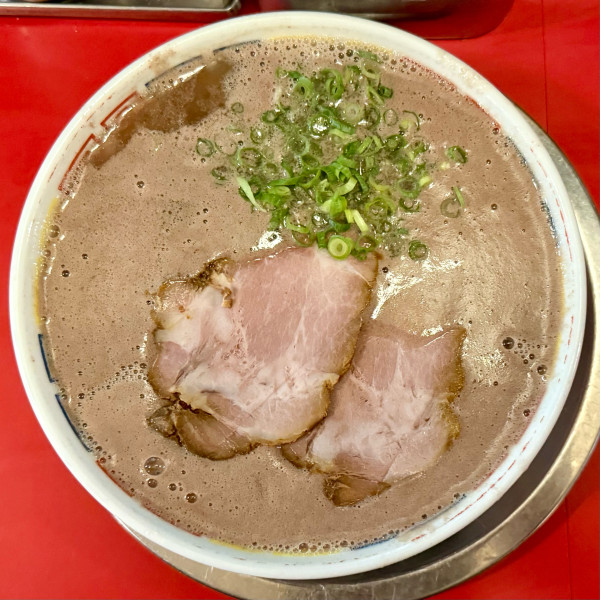 「ラーメン（半麺）¥950」@博多だるま 総本店の写真