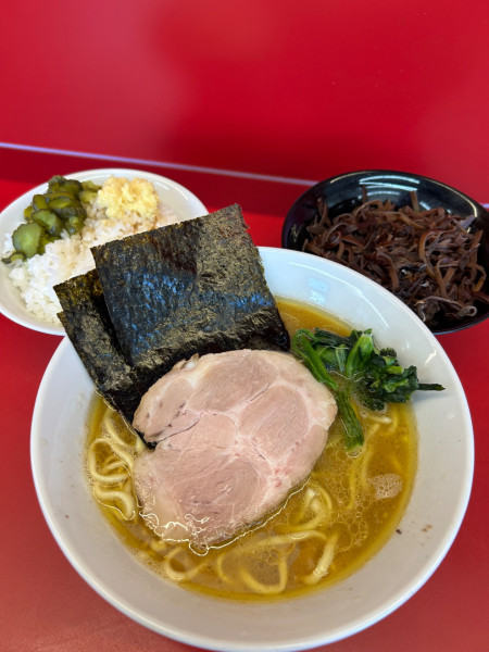 「らーめん並850円　鬼キクラゲ100円」@家系ラーメン 佐々喜家の写真