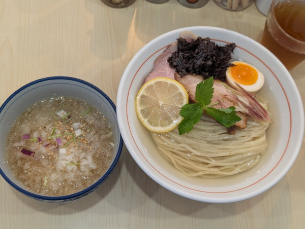 「数量限定鬼おろし冷やし真昆布水つけ麺」@五弦屋の写真