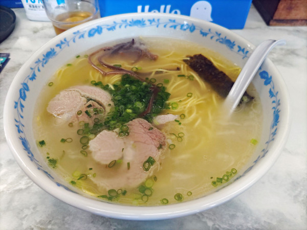 「ラーメン 400円」@らさろ亭の写真