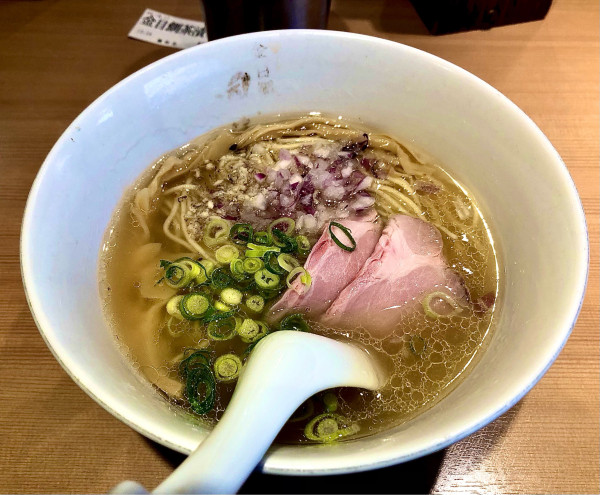 「金目鯛らぁ麺」@らぁ麺 鳳仙花の写真