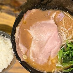 ネギチャーシュー(白、5枚)、のり、ライス