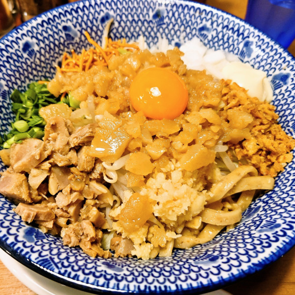 「まぜそば(小)200ｇ」@秀丸拉麺の写真