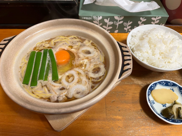 「鍋焼きラーメン（並）＋ごはん（小）」@鍋焼きラーメン千秋の写真