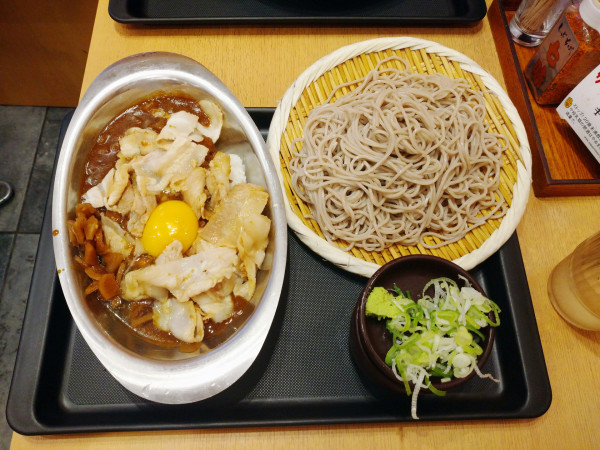 「スタミナカレーセット」@しぶそば 大井町店の写真