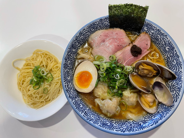 「芳醇醤油¥1,250雲呑¥300替玉¥100」@麺屋 169の写真