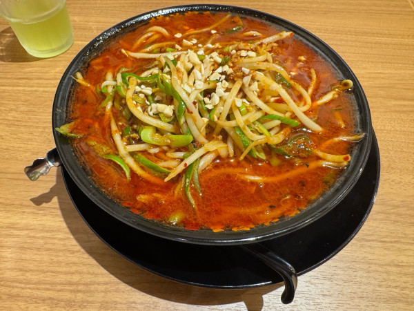 「赤鬼ラーメン」@横浜家系ラーメン 有楽家 西葛西店の写真