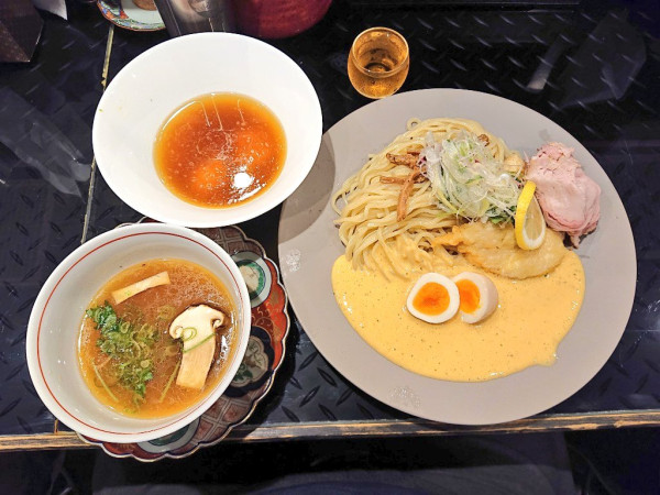 「【限定】鶉のつけ麺、松茸ver. (つけ汁)、など」@トーキョーニューミクスチャーヌードル 八咫烏 CHIKARABOの写真