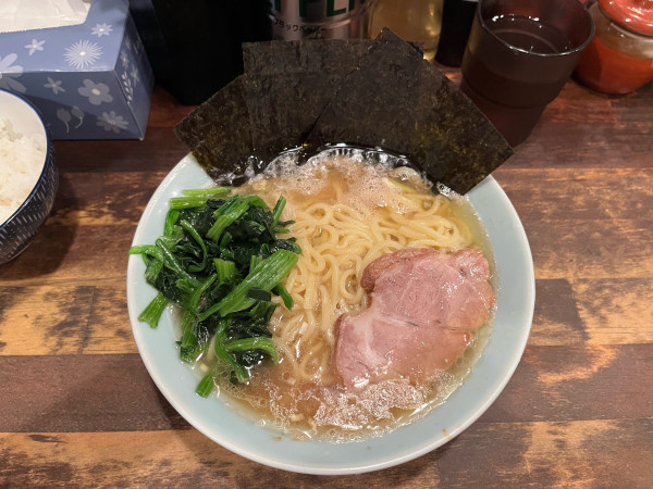 「ラーメン800円、無料ライス」@らーめん家 政の写真