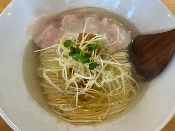 「塩煮干しそば」@中華そば 華塩の写真