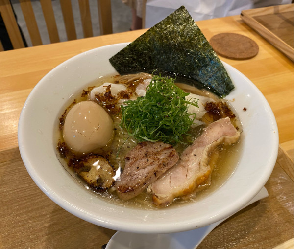 「冷やし塩ラーメン　味玉」@らーめん 心麦の写真