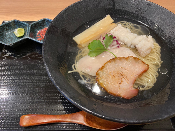 「【限定】鱧だし塩らぁ麺(冷)　１２００円」@横浜淡麗らぁ麺 川上の写真