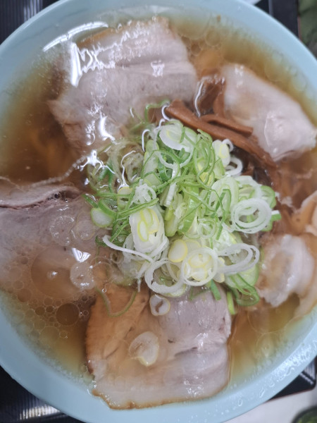 「中華そば750円」@新橋ニューともちんラーメン 神保町店の写真