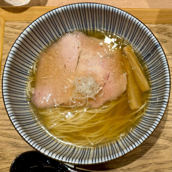 「塩そば（半麺）¥1,100」@塩そば まえだの写真