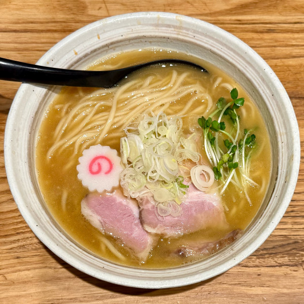 「鶏そば ¥1,000」@麺屋NOROMA 本店の写真
