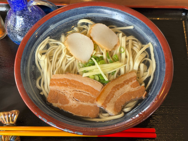 「首里そば　600円」@首里そば なかだの写真