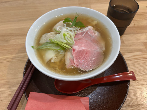 「しなそば　味玉トッピング」@手打ち正麺 Hachimitsuの写真