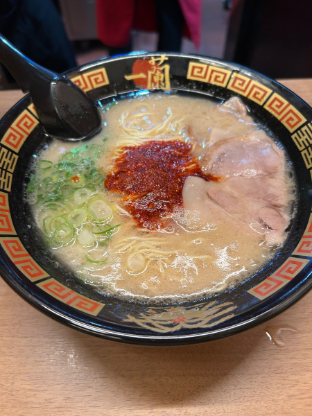 「天然とんこつラーメン」@一蘭 川崎店の写真
