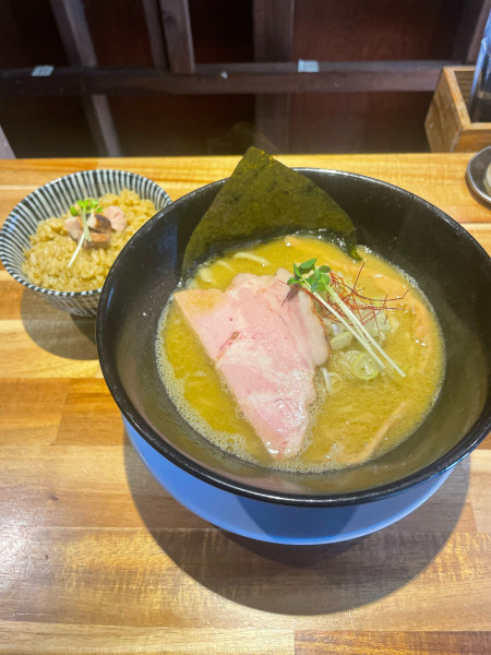 「濃厚牡蠣らぁ麺 牡蠣飯セット」@麺屋貝夢の写真