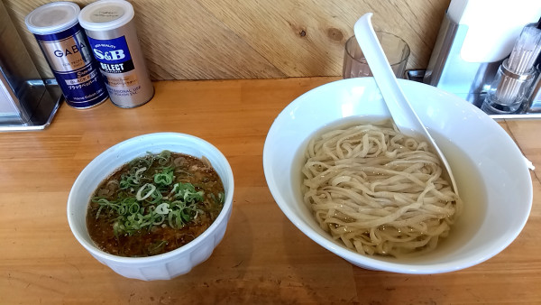 「つけ麺（１，１８０円）」@鶏白湯 白の写真