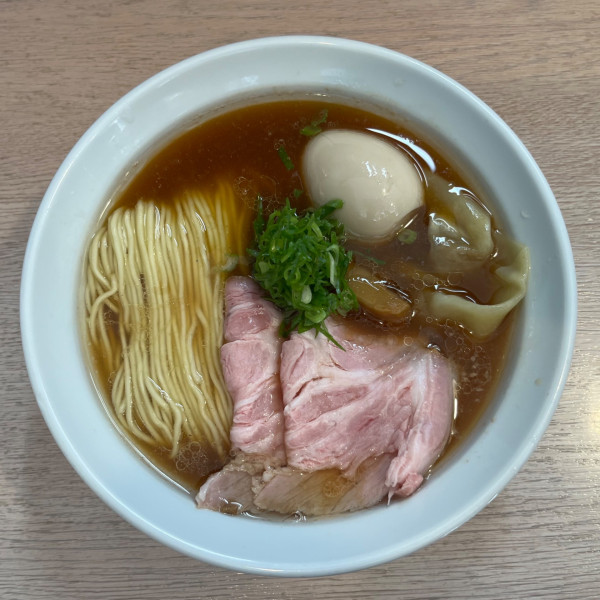 「特製醤油らーめん」@麺笑巧真の写真