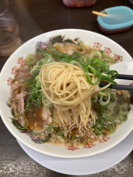 「醤油ラーメン味濃ネギ多820」@来来亭 南観音店の写真