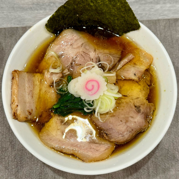 「醤油チャーシューメン麺 ¥1,300」@手打ち 蓮の写真