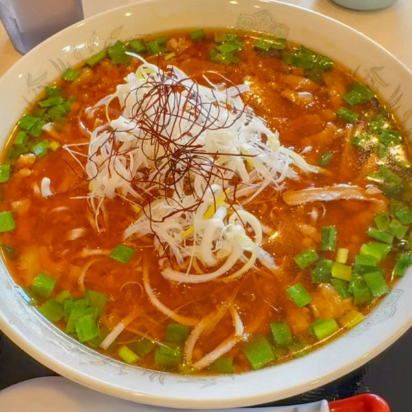 「旨辛牛もつラーメン 900円」@ラーメン さすが屋の写真