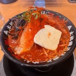 辛味噌らーめん鬼辛バタートッピング