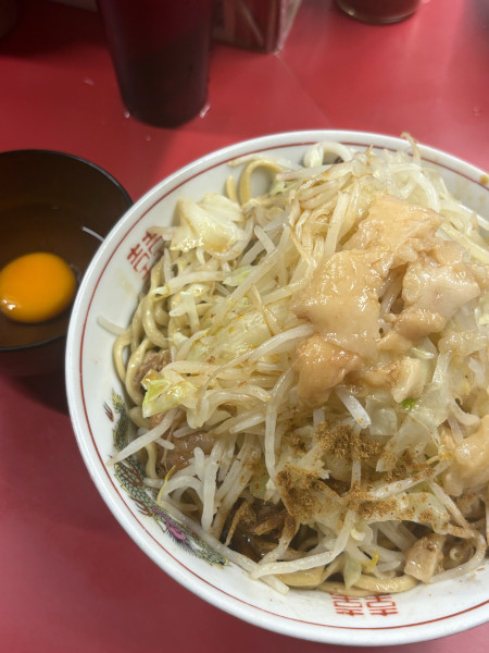 「大　汁なし　生たまご　1050円」@ラーメン二郎 環七一之江店の写真