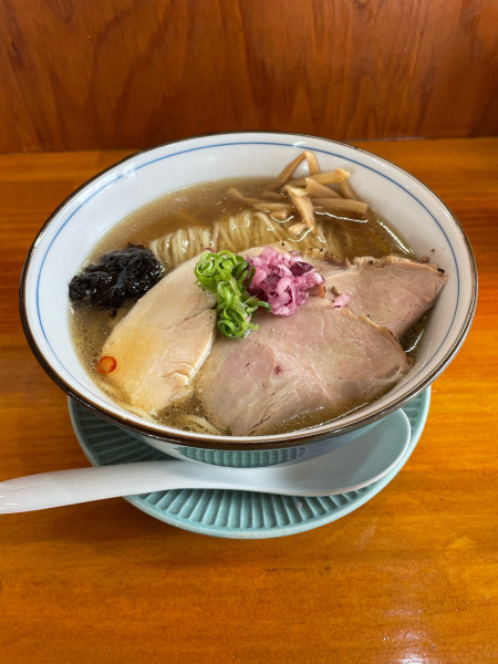 「貝だし醤油ラーメン 900円」@Noodle shop nanairoの写真