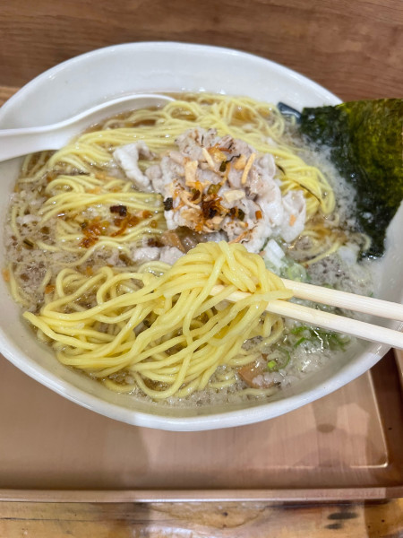 「いちろく中華そば　¥950」@いちろくらーめん 福井駅前店の写真