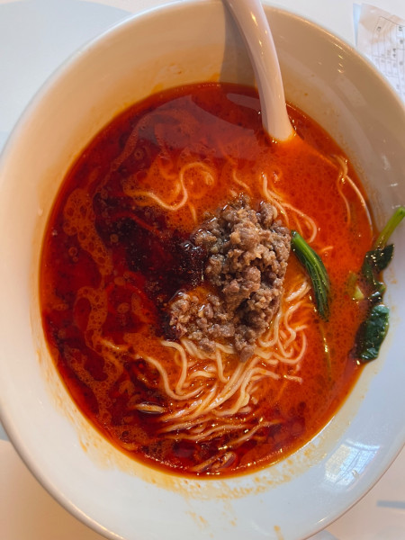 「タンタン麺800円」@京華茶楼 新橋店の写真