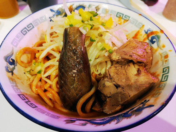 「（限定）冷やしトマト旨辛まぜそば（S）980円」@ラーメンボーイズの写真