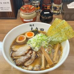 醤油ラーメン トッピング全部入り