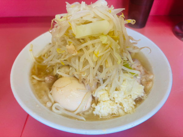 「小ラーメン+味つけタマゴ」@ラーメン二郎 ひばりヶ丘駅前店の写真