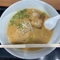 豚骨醤油ラーメン大盛