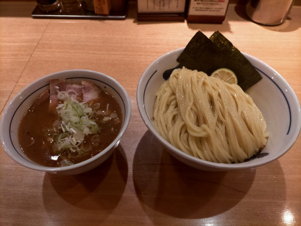 「濃厚特製つけ麺」@つじ田 銀座店の写真