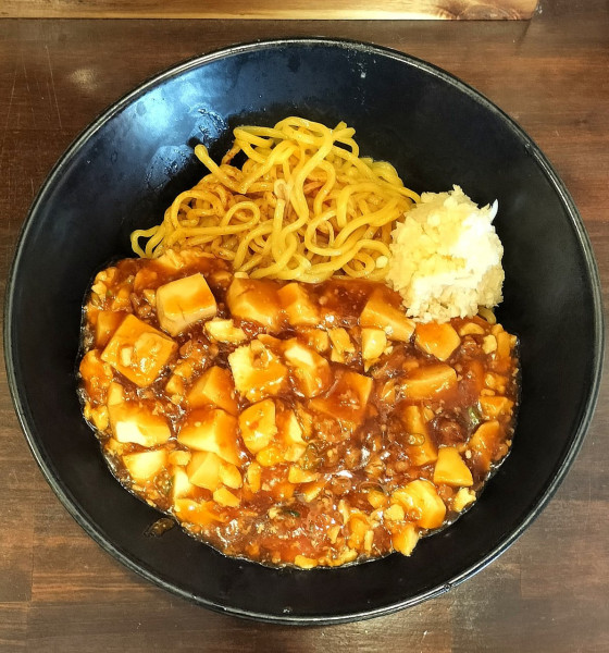 「麻婆らーめん 1000円＋にんにく 100円」@台湾担々らーめん 鳴子飯店の写真