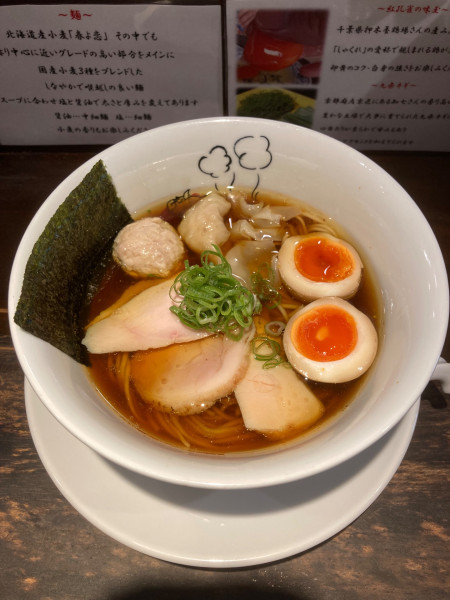 「特製鶏の醤油らーめん」@鶏喰~TRICK~の写真