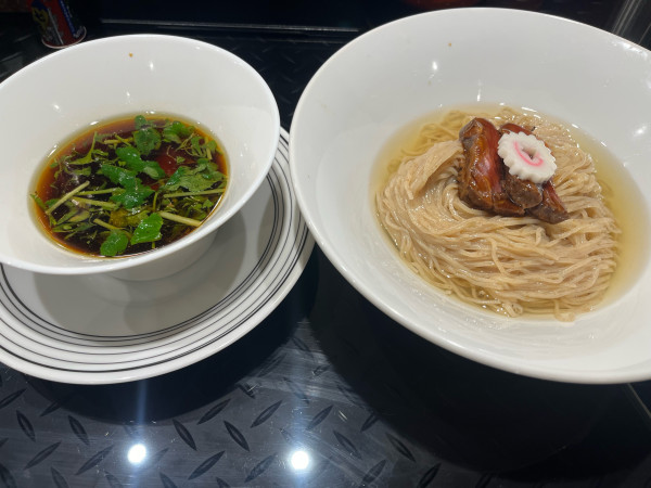 「昆布水つけ麺　醤油」@トーキョーニューミクスチャーヌードル 八咫烏 CHIKARABOの写真